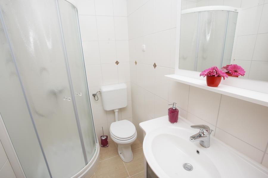Prenocisca Angelin Hram, Tiny Apartments Markovec Luaran gambar