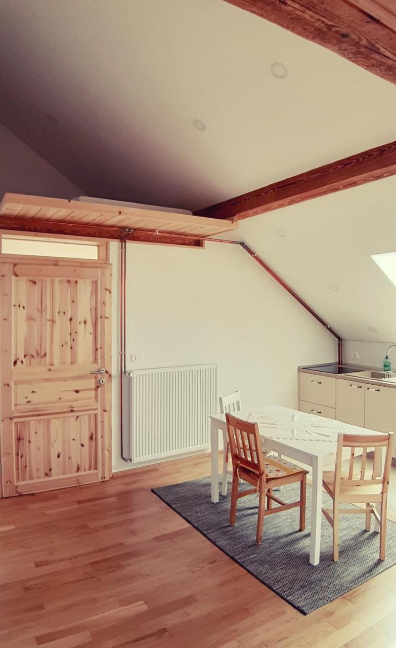 Prenocisca Angelin Hram, Tiny Apartments Markovec Luaran gambar